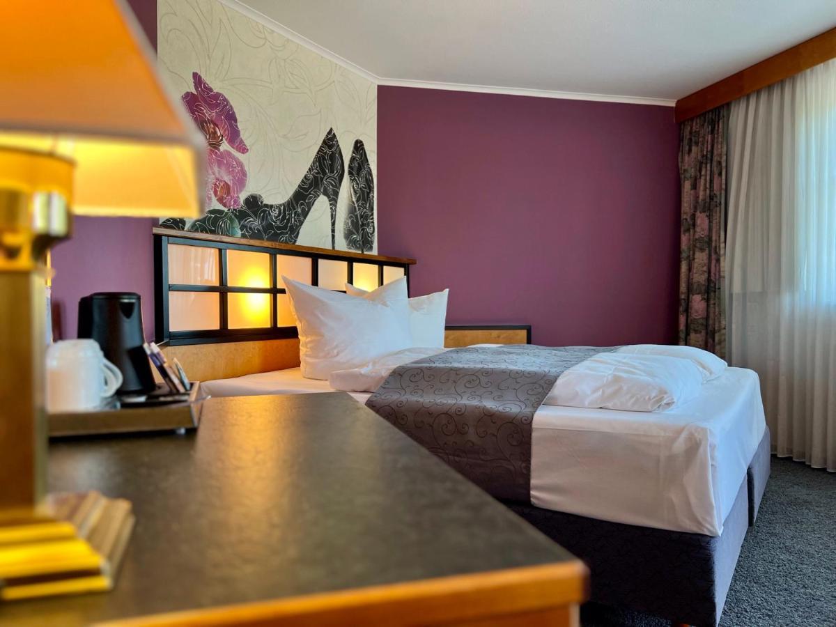 Hotel Residenz باد نيوشتاد أن دير سال المظهر الخارجي الصورة