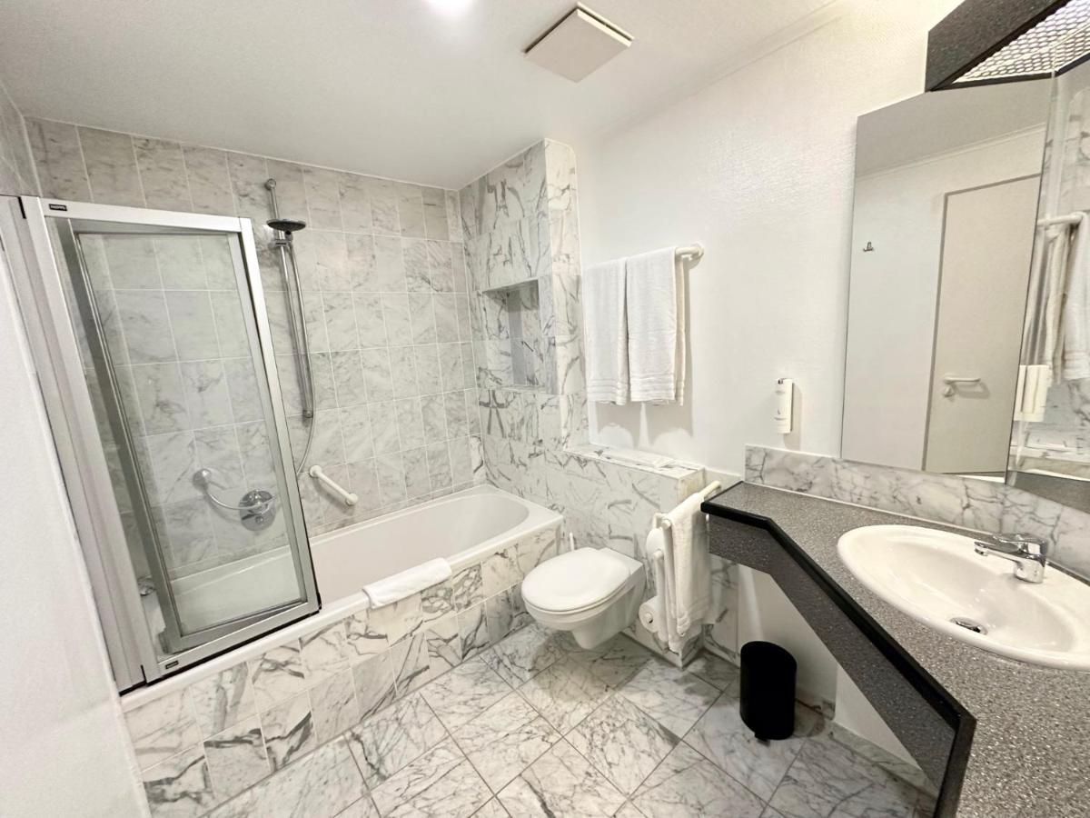 Hotel Residenz باد نيوشتاد أن دير سال المظهر الخارجي الصورة