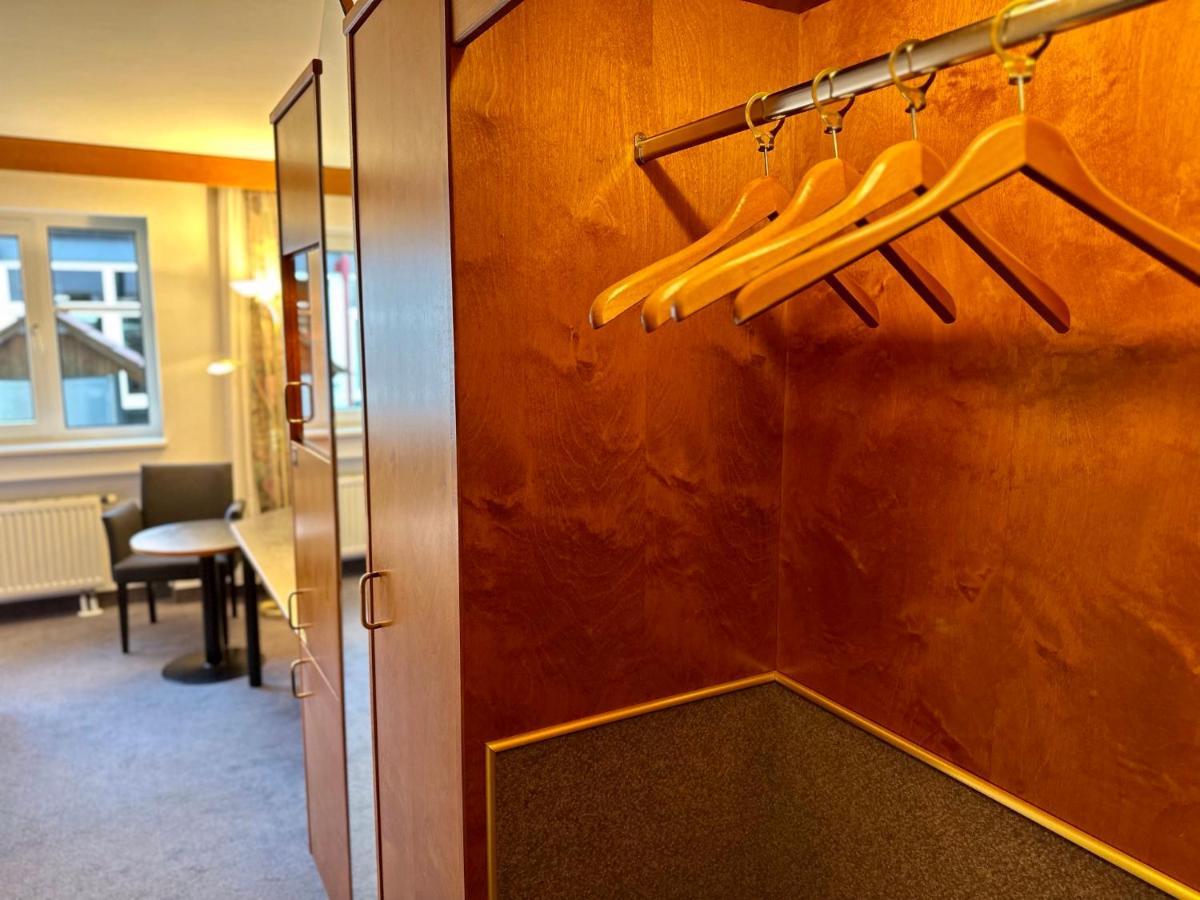 Hotel Residenz باد نيوشتاد أن دير سال المظهر الخارجي الصورة